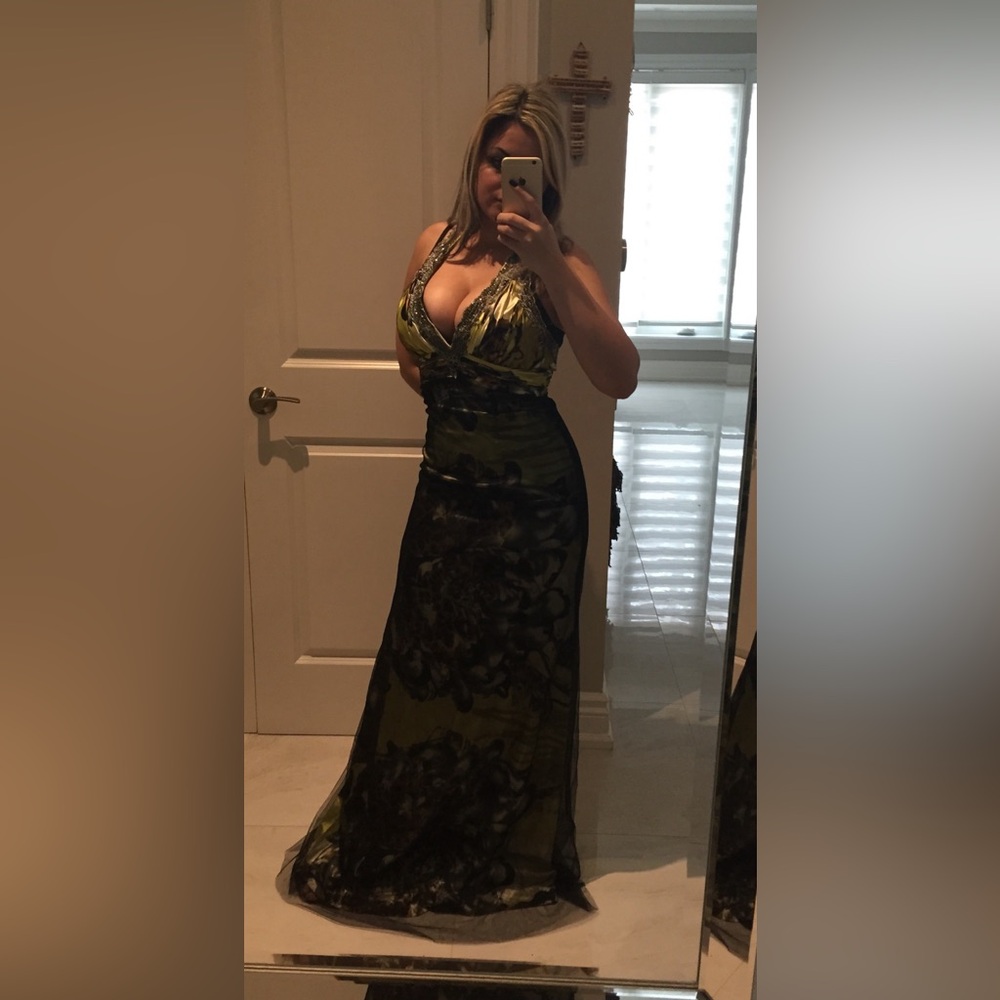 XS prom or occassion dress Green plunging v neck with hand beading